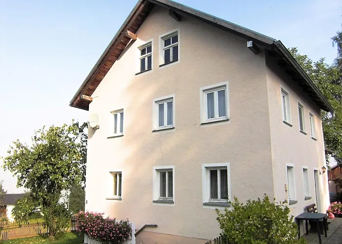 Mit Garten In Waldnaehe